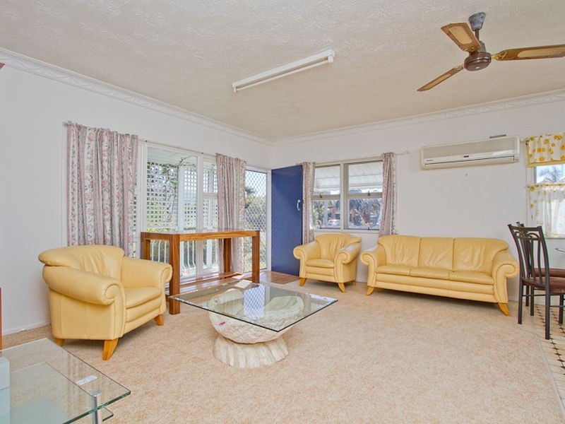 6 Megan Street, Tweed Heads South NSW 2486