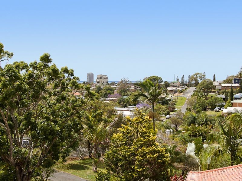 28 Ballow Street, Coolangatta QLD 4225