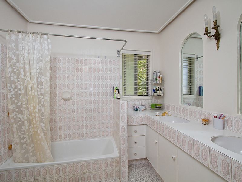 28 Ballow Street, Coolangatta QLD 4225