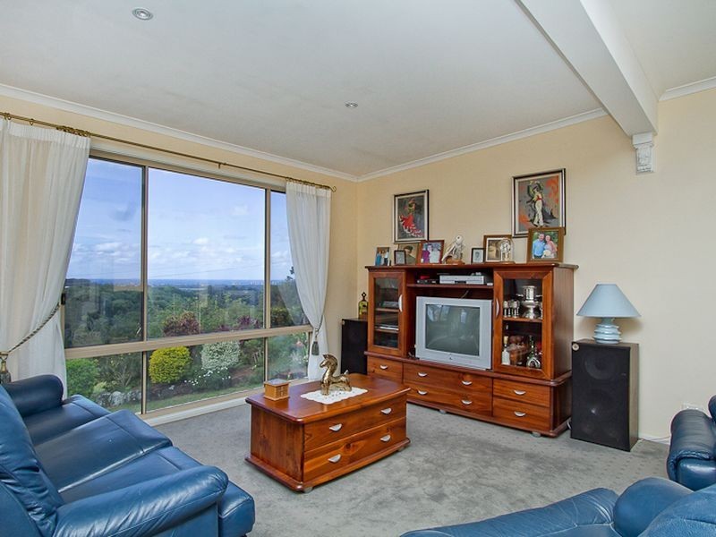 32 Warringa Drive, Bilambil Heights NSW 2486