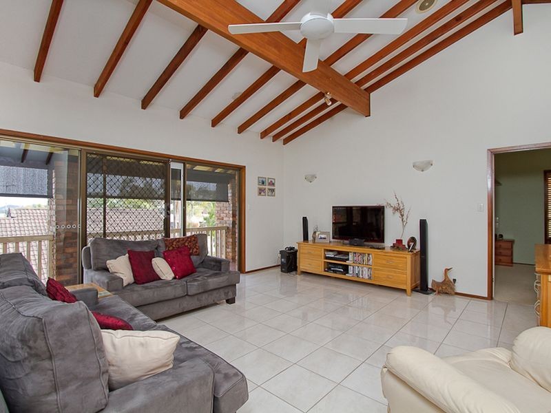 21 Widgee Avenue, Banora Point NSW 2486
