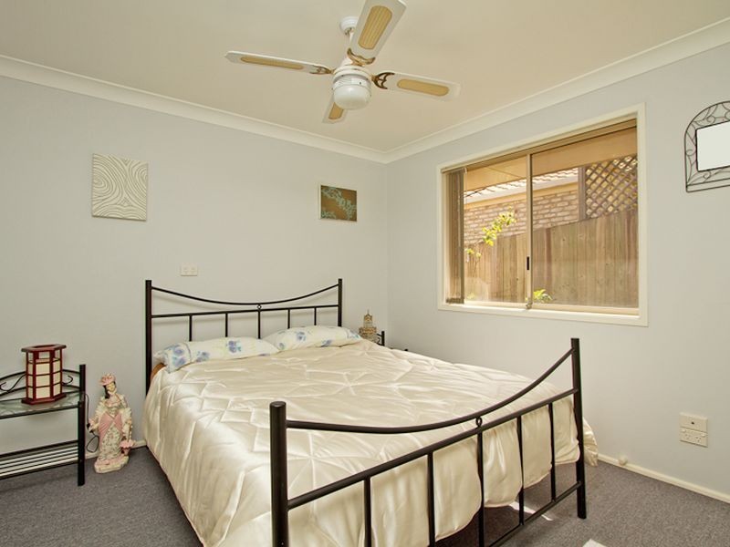 1 Chestnut Drive, Banora Point NSW 2486