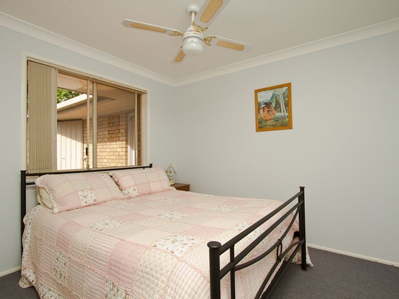 1 Chestnut Drive, Banora Point NSW 2486
