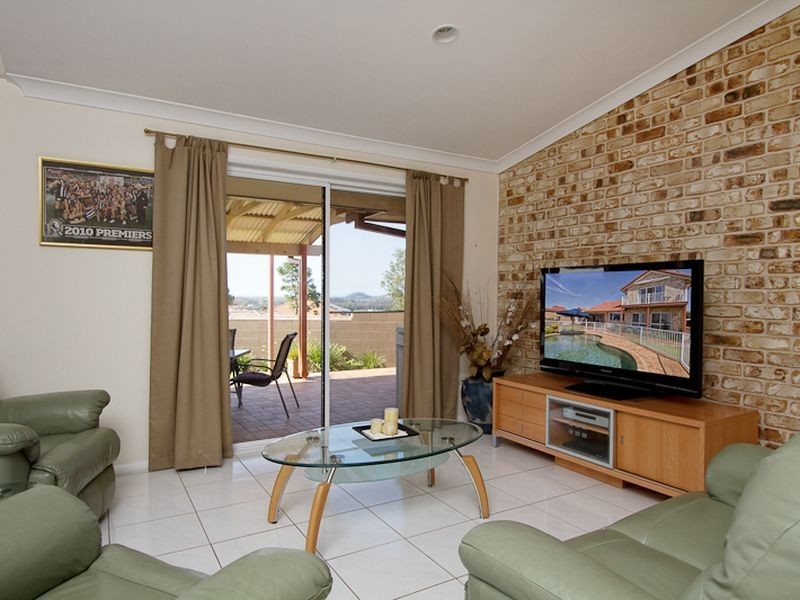 13 Inverness Court, Banora Point NSW 2486