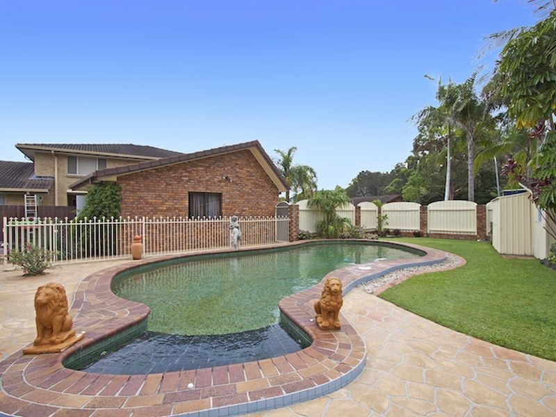 14 Seafarer Place, Banora Point NSW 2486