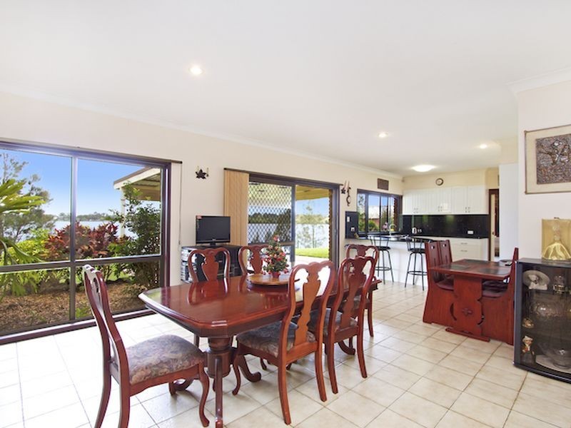 14 Seafarer Place, Banora Point NSW 2486