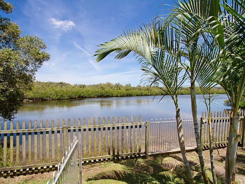 166 Kennedy Drive, Tweed Heads West NSW 2485