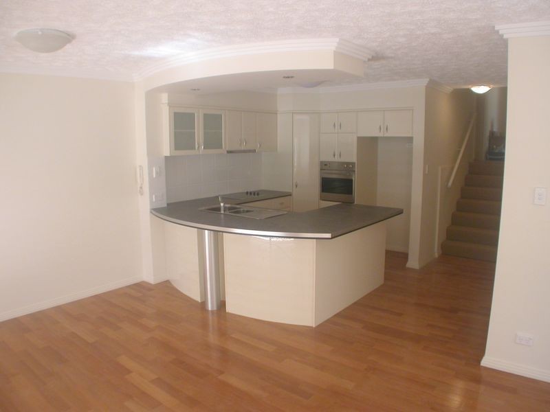 3/62 Garrick Street, Coolangatta QLD 4225