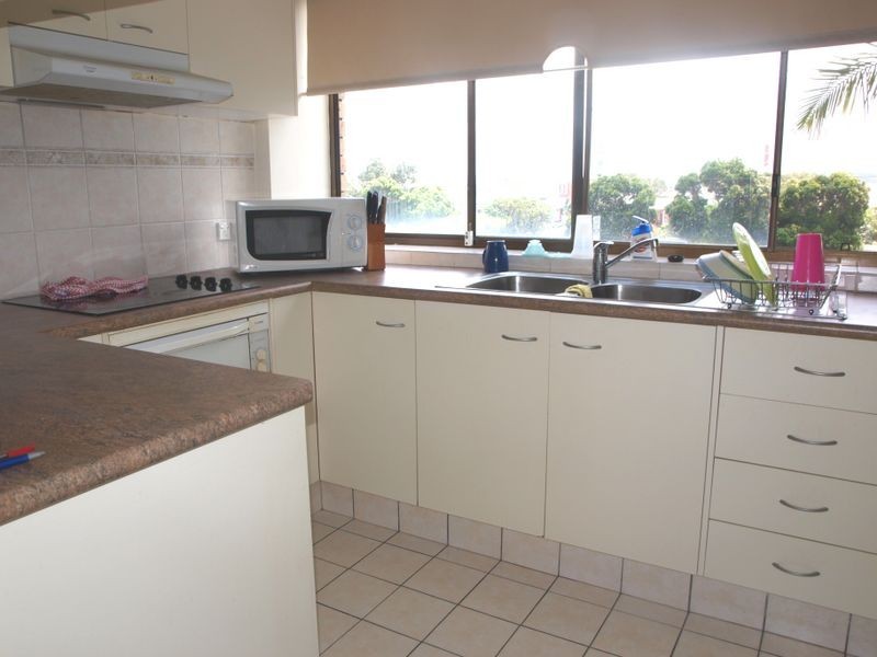 6/123 Golden Four Drive, Bilinga QLD 4225