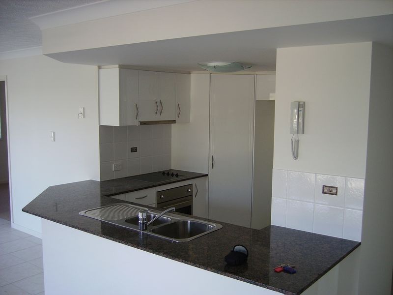 8/50 Miles Street, Kirra QLD 4225