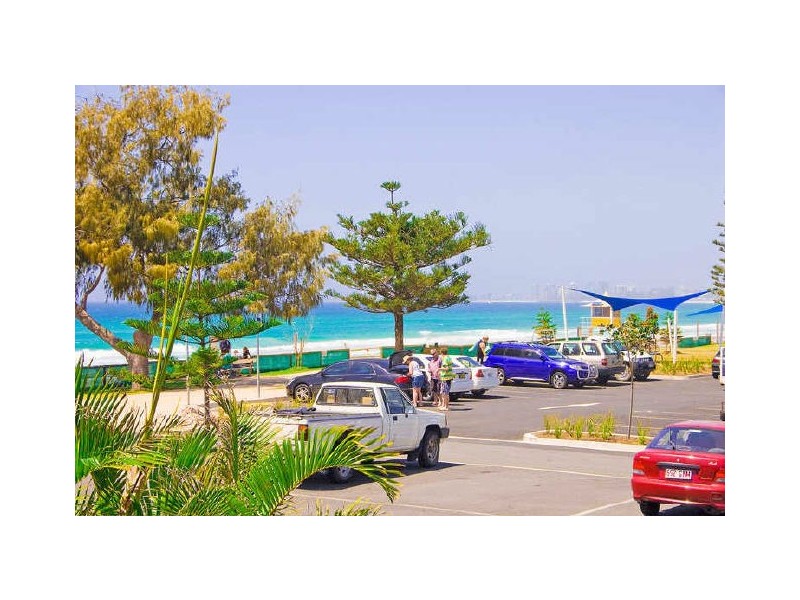 3b Wyberba St, Tugun QLD 4224