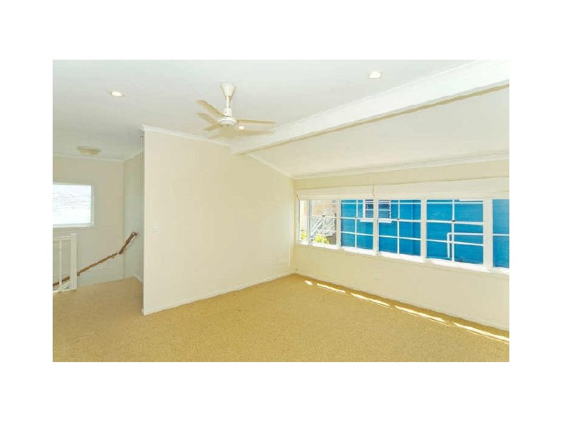 3b Wyberba St, Tugun QLD 4224