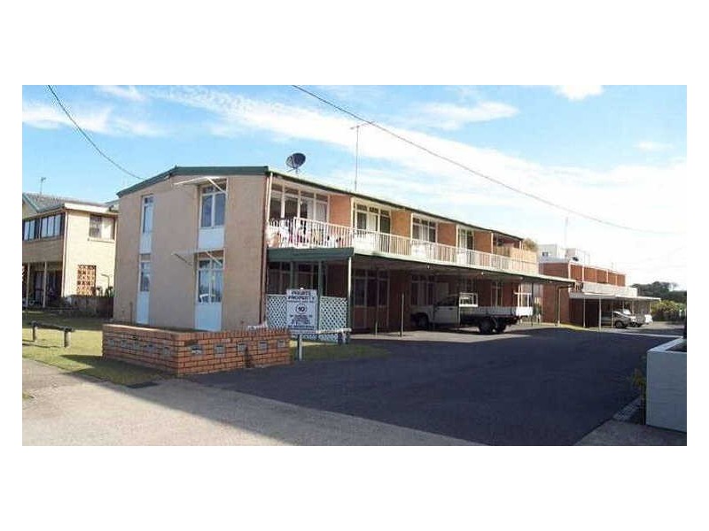 2/74 Pacific Parade, Bilinga QLD 4225