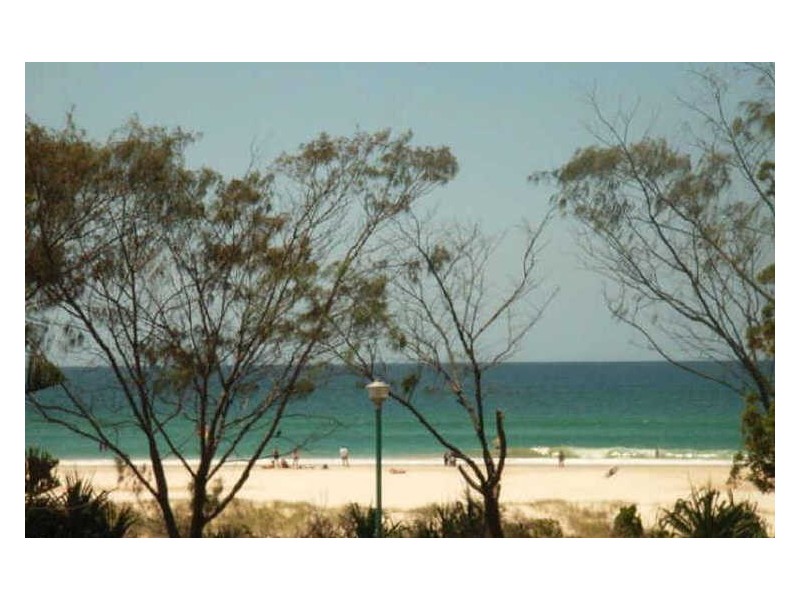 2/74 Pacific Parade, Bilinga QLD 4225