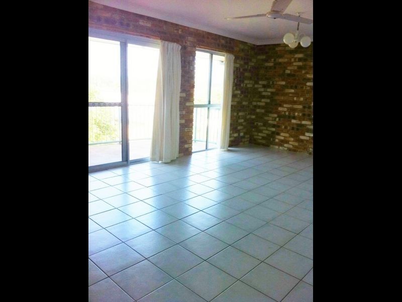 9/17 Korina Ave, Kirra QLD 4225