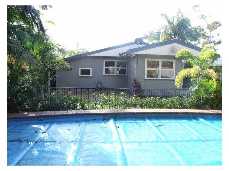 28 West Wyberba Street, Tugun QLD 4224