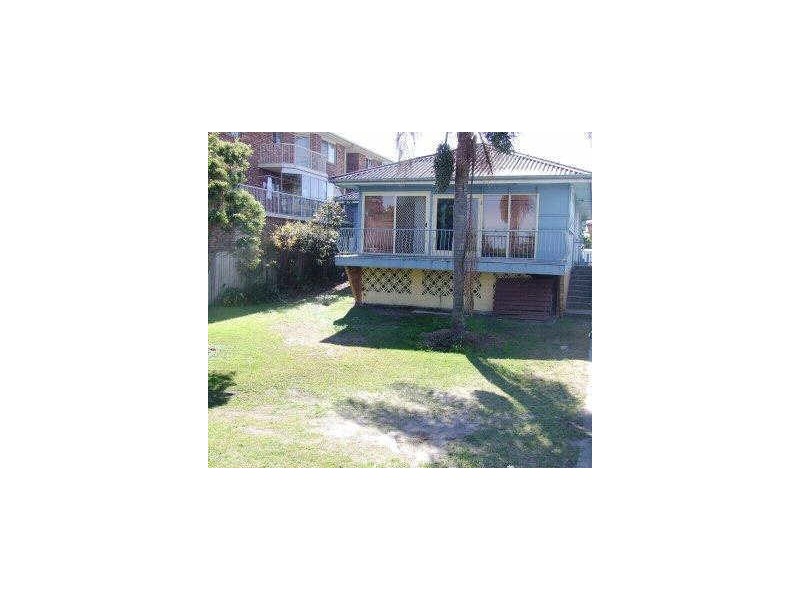 129 Golden Four Drive, Bilinga QLD 4225