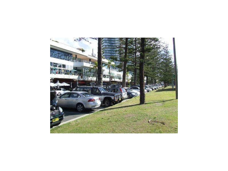 2/102 Chalk Street, Coolangatta QLD 4225