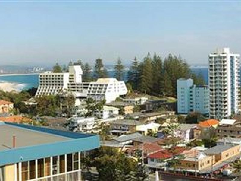 2/18 Hill Street, Rainbow Bay QLD 4225