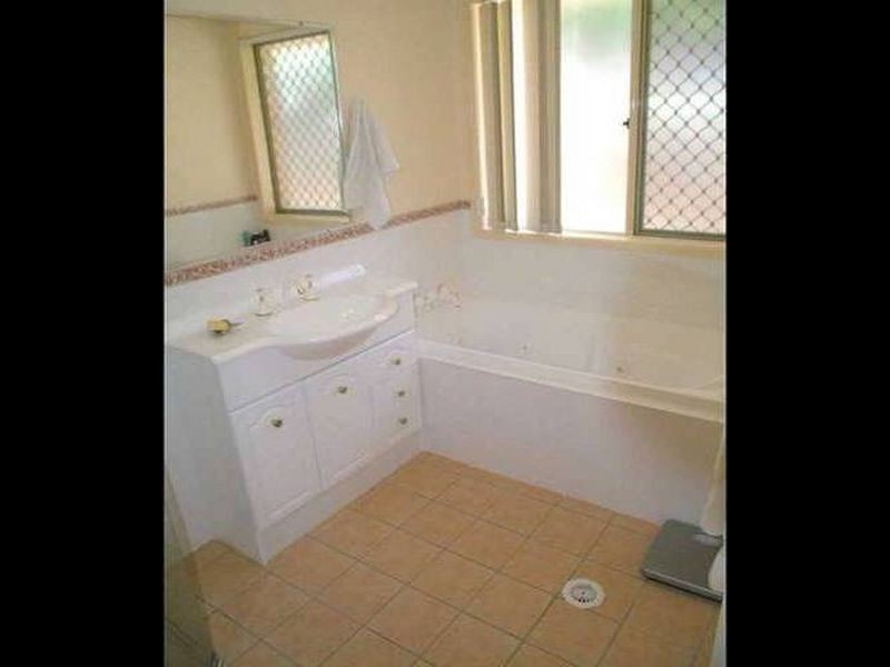 5/98 McLean Street, Coolangatta QLD 4225