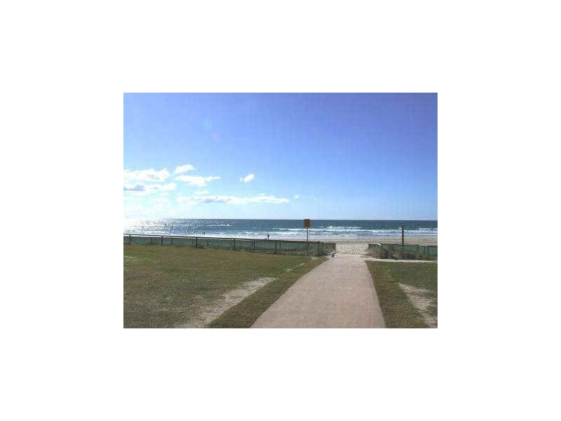 4/102 Chalk Street, Coolangatta QLD 4225