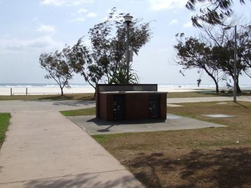 3/5 Haig Street, Kirra QLD 4225