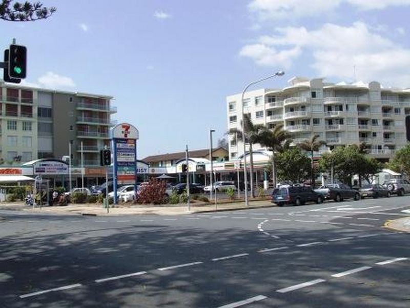 3/5 Haig Street, Kirra QLD 4225