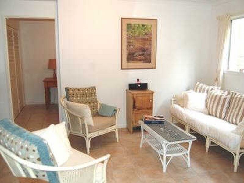 2/56 Stapylton Street, Coolangatta QLD 4225