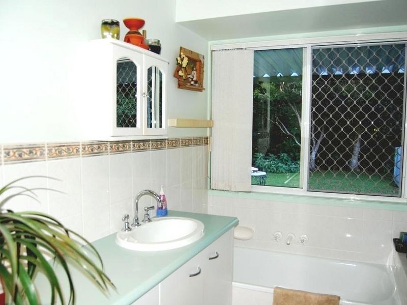 32 Lilly Pilly Dr, Banora Point NSW 2486