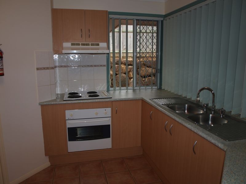 10 Stonehaven Way, Banora Point NSW 2486