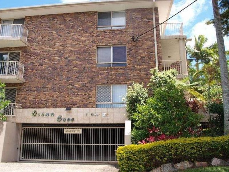 16/9 Ocean St, Coolangatta QLD 4225