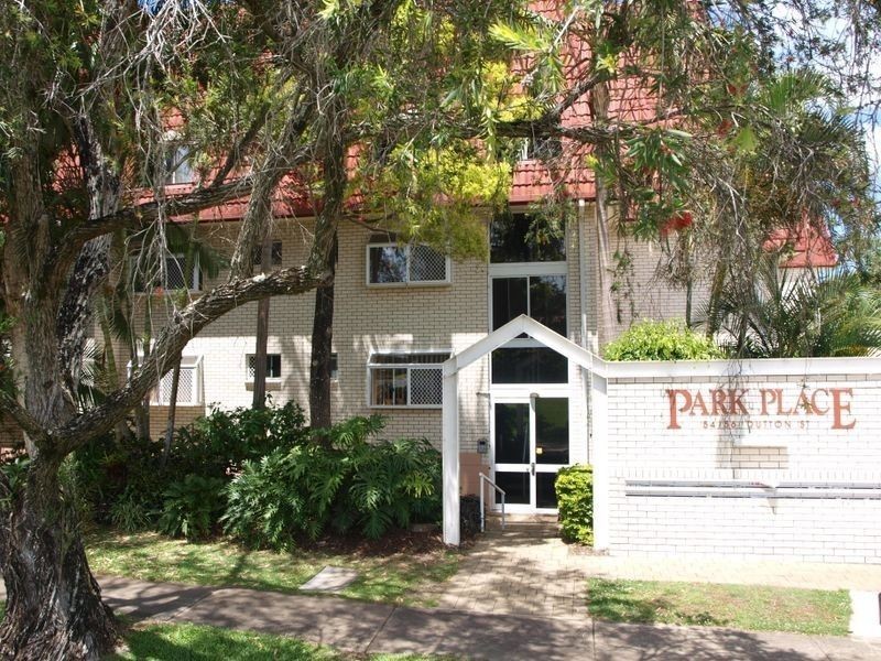 17/54 Dutton, Coolangatta QLD 4225