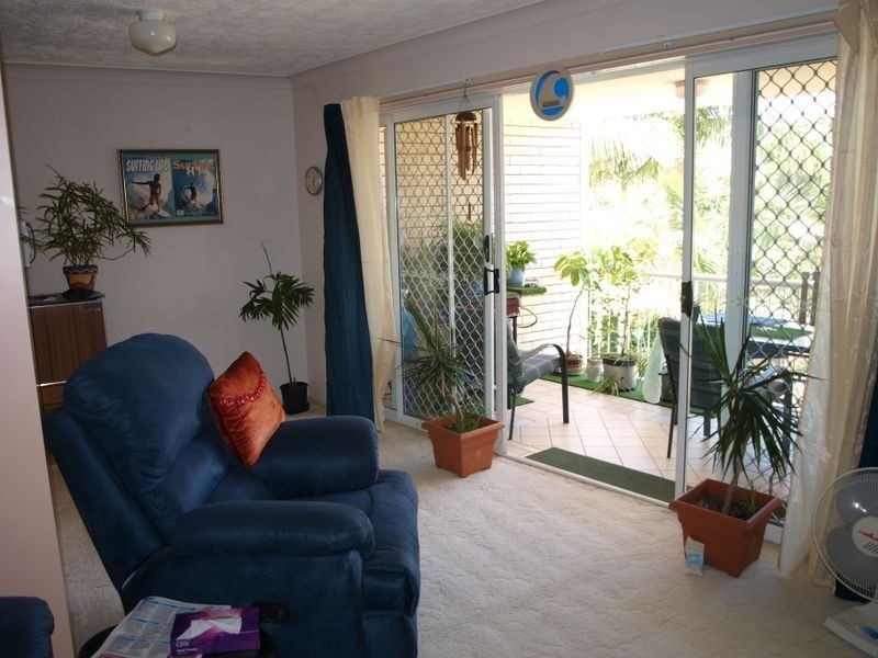 17/54 Dutton, Coolangatta QLD 4225