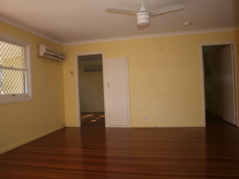 44 Bolton Street, Coolangatta QLD 4225