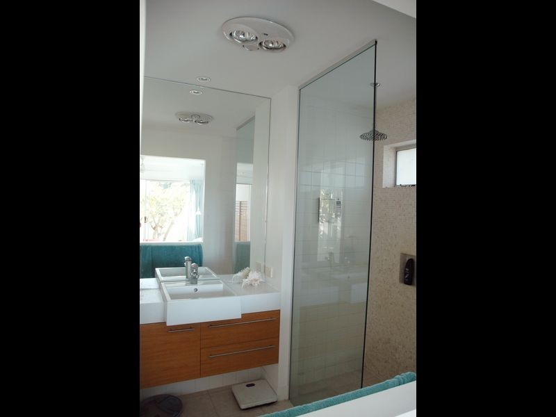 18 Miles Street, Kirra QLD 4225