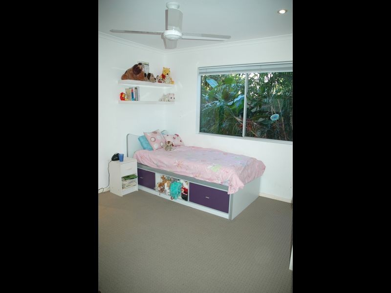 18 Miles Street, Kirra QLD 4225