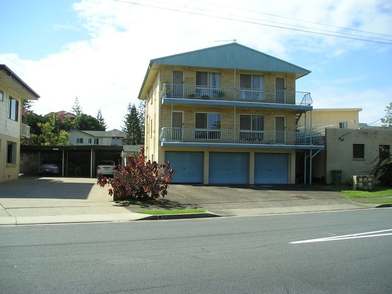 2/17 Miles Street, Kirra QLD 4225