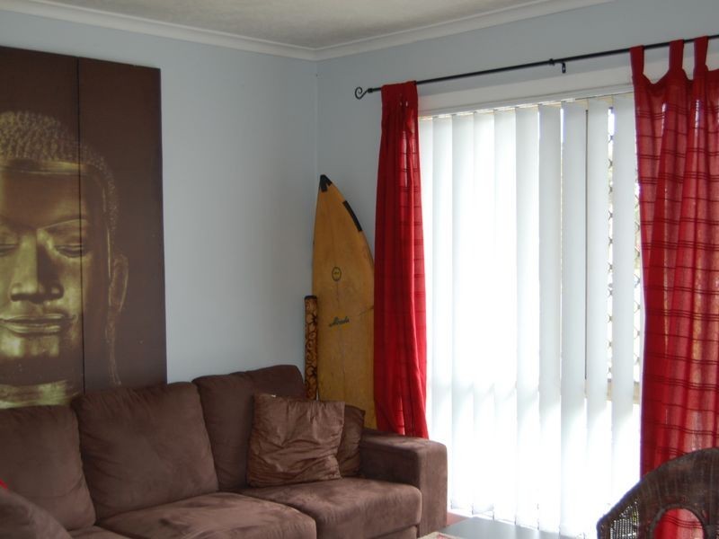 2/17 Miles Street, Kirra QLD 4225