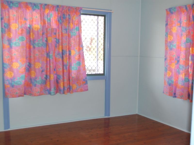 2/5 Haig Street, Kirra QLD 4225