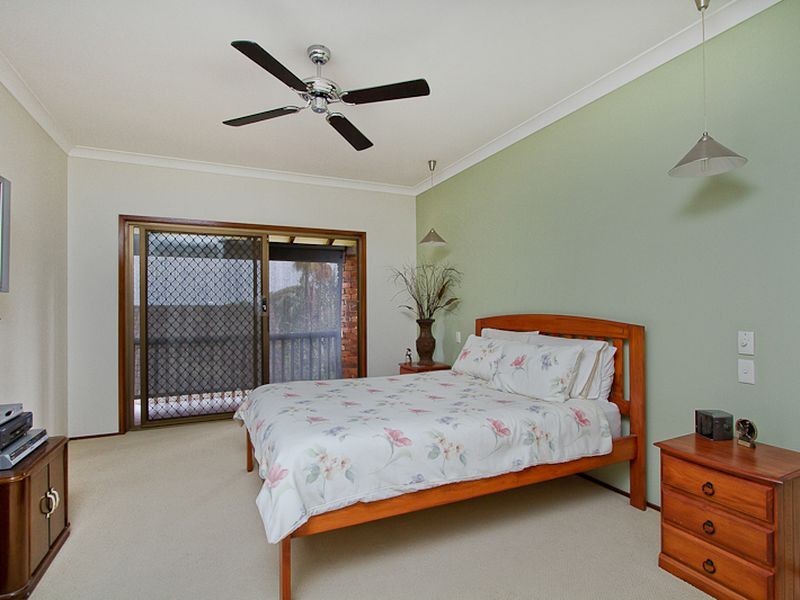 21 Widgee St, Banora Point NSW 2486