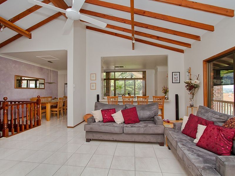 21 Widgee St, Banora Point NSW 2486