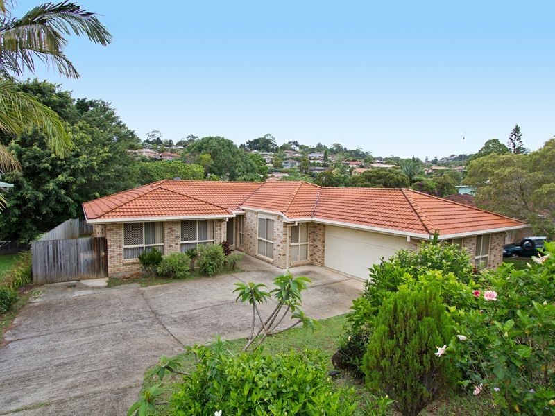 33 Glen Ayr Drive, Banora Point NSW 2486