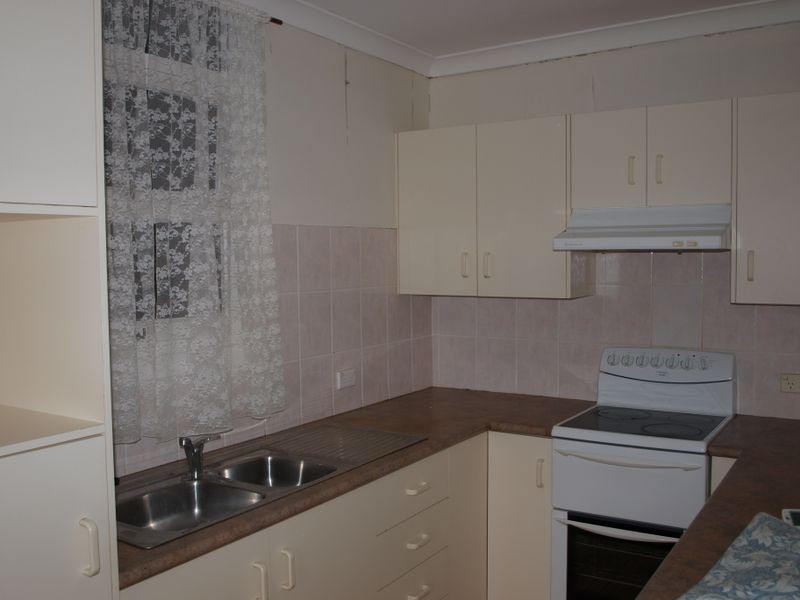 38 Ballow Street, Coolangatta QLD 4225