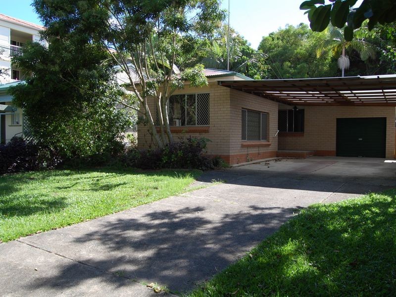 87 McLean St, Coolangatta QLD 4225