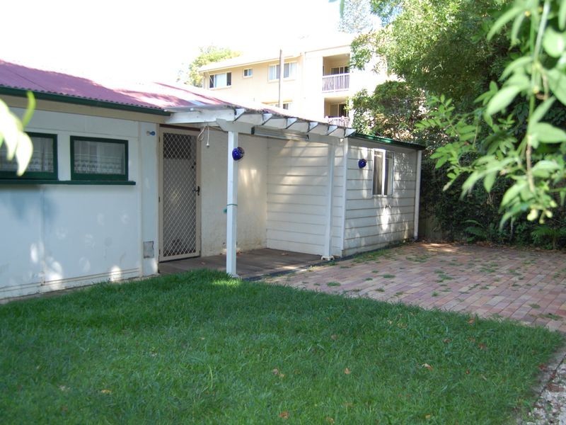 87 McLean St, Coolangatta QLD 4225