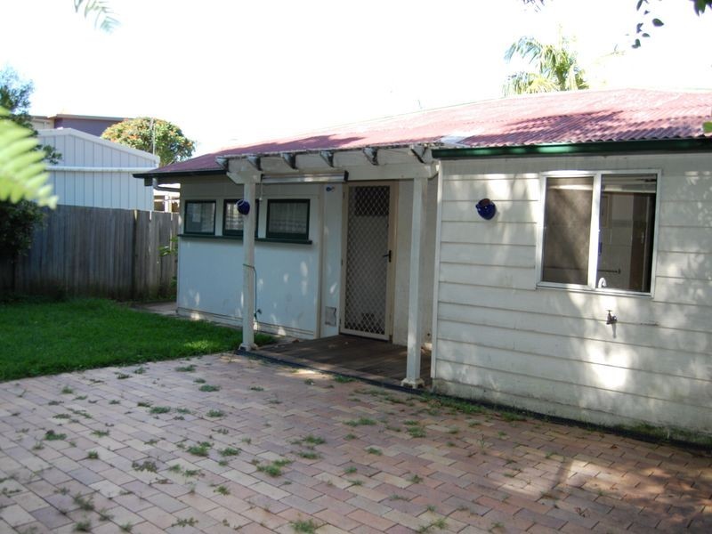 87 McLean St, Coolangatta QLD 4225