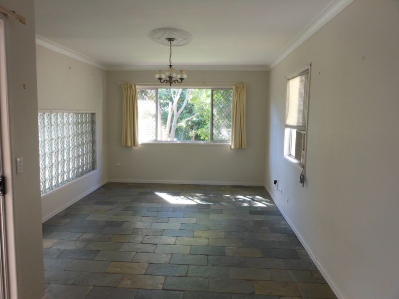 87 McLean St, Coolangatta QLD 4225