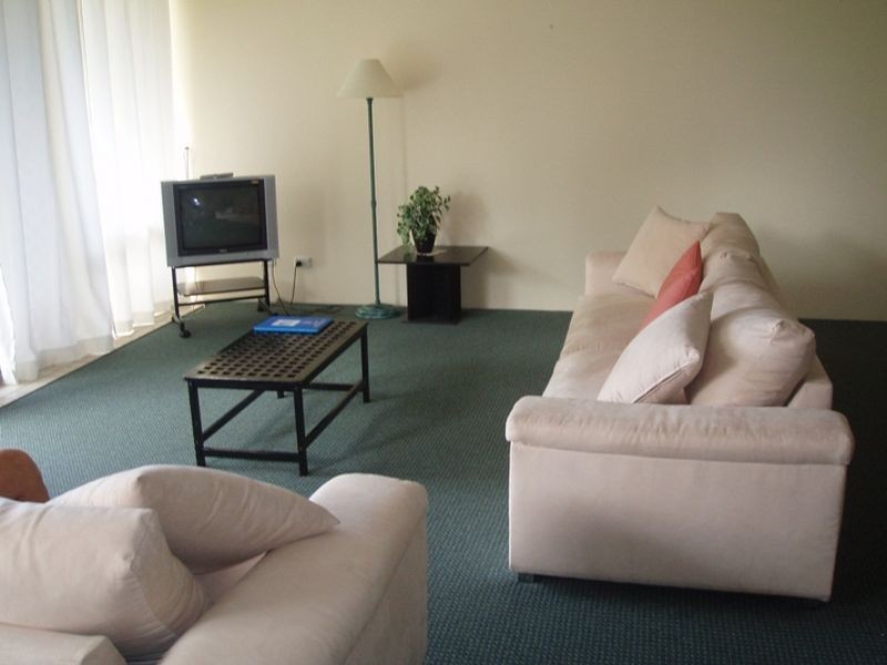 201/255 Boundary ST, Rainbow Bay QLD 4225