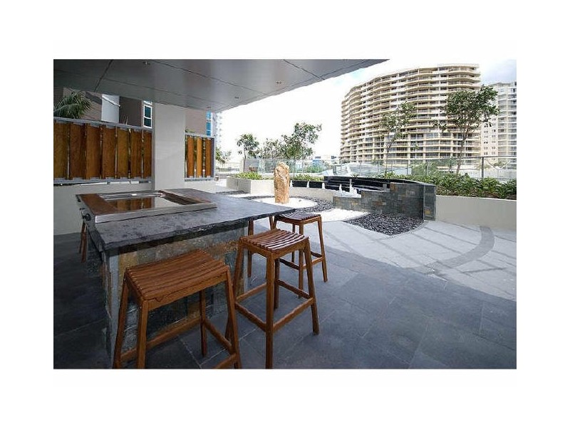 201/118 Marine Parade, Coolangatta QLD 4225