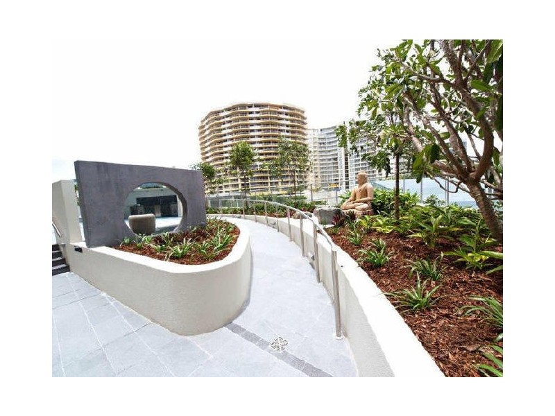 201/118 Marine Parade, Coolangatta QLD 4225